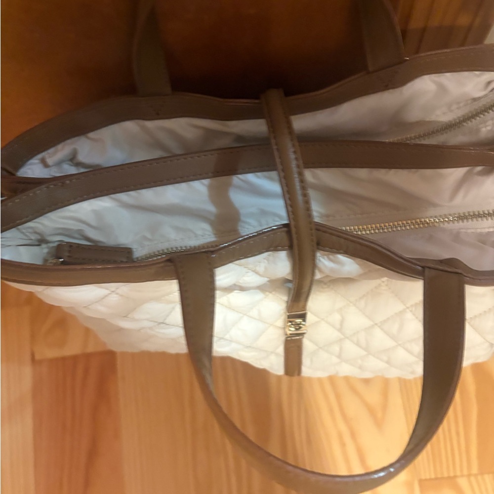 MZ Wallace 2 zip compartment with extra ouch crossbody or shoulder bag. - Picture 4 of 12